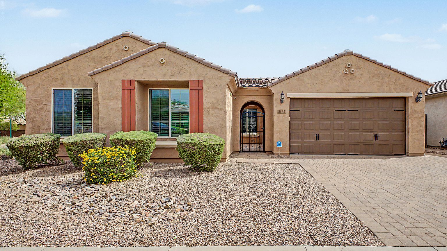 2539 W Rabjohn Rd photo 3