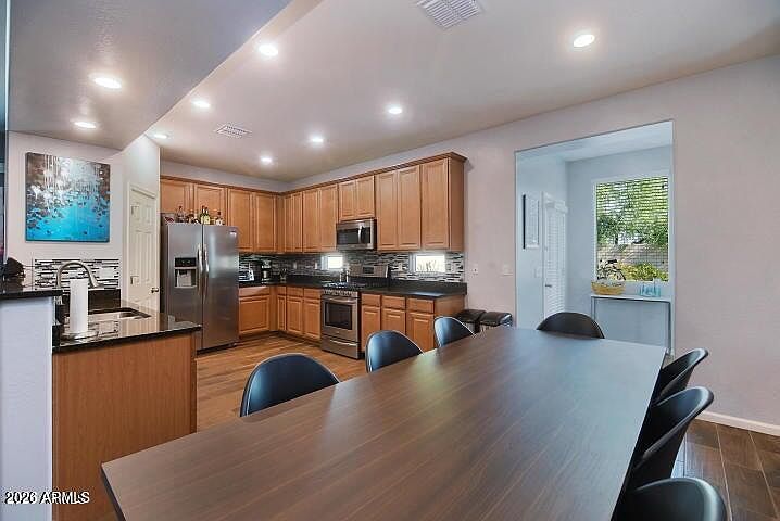 854 E Dumbarton Ave photo 4