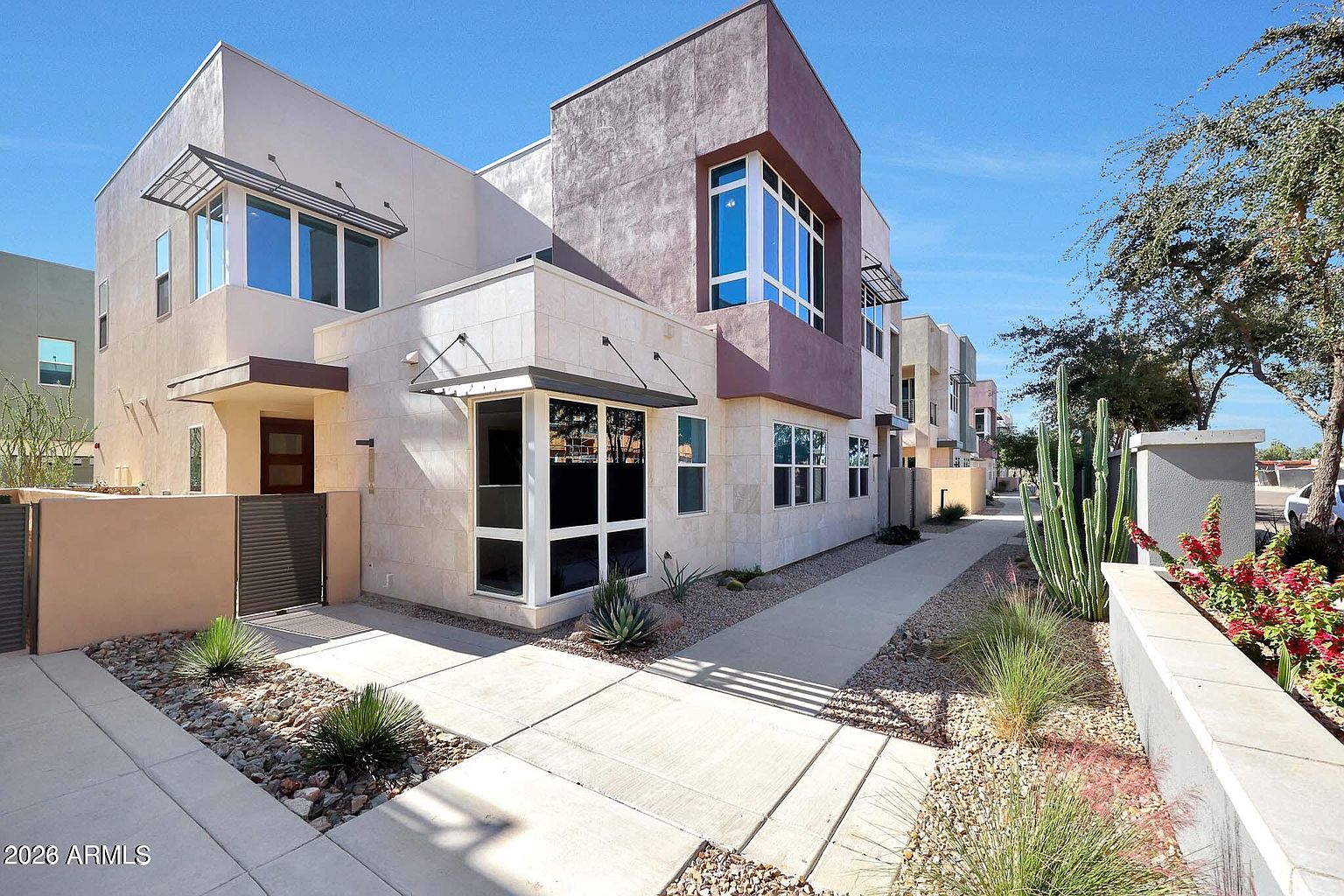 9001 E San Victor Dr photo 2