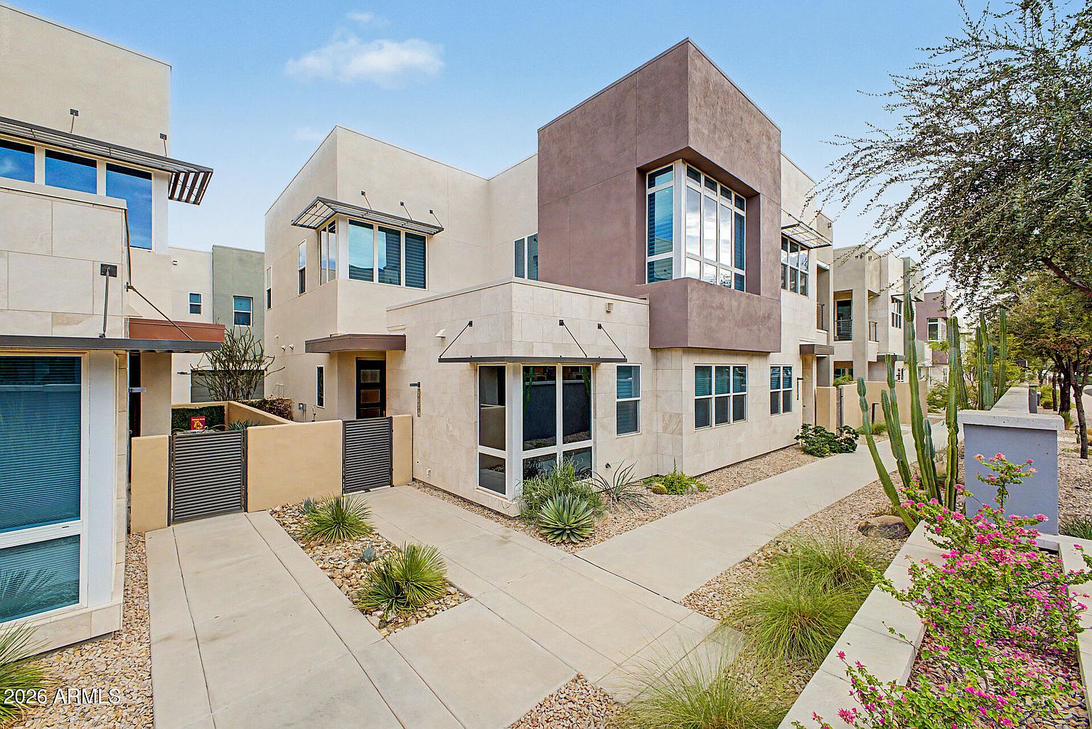 9001 E San Victor Dr photo 3