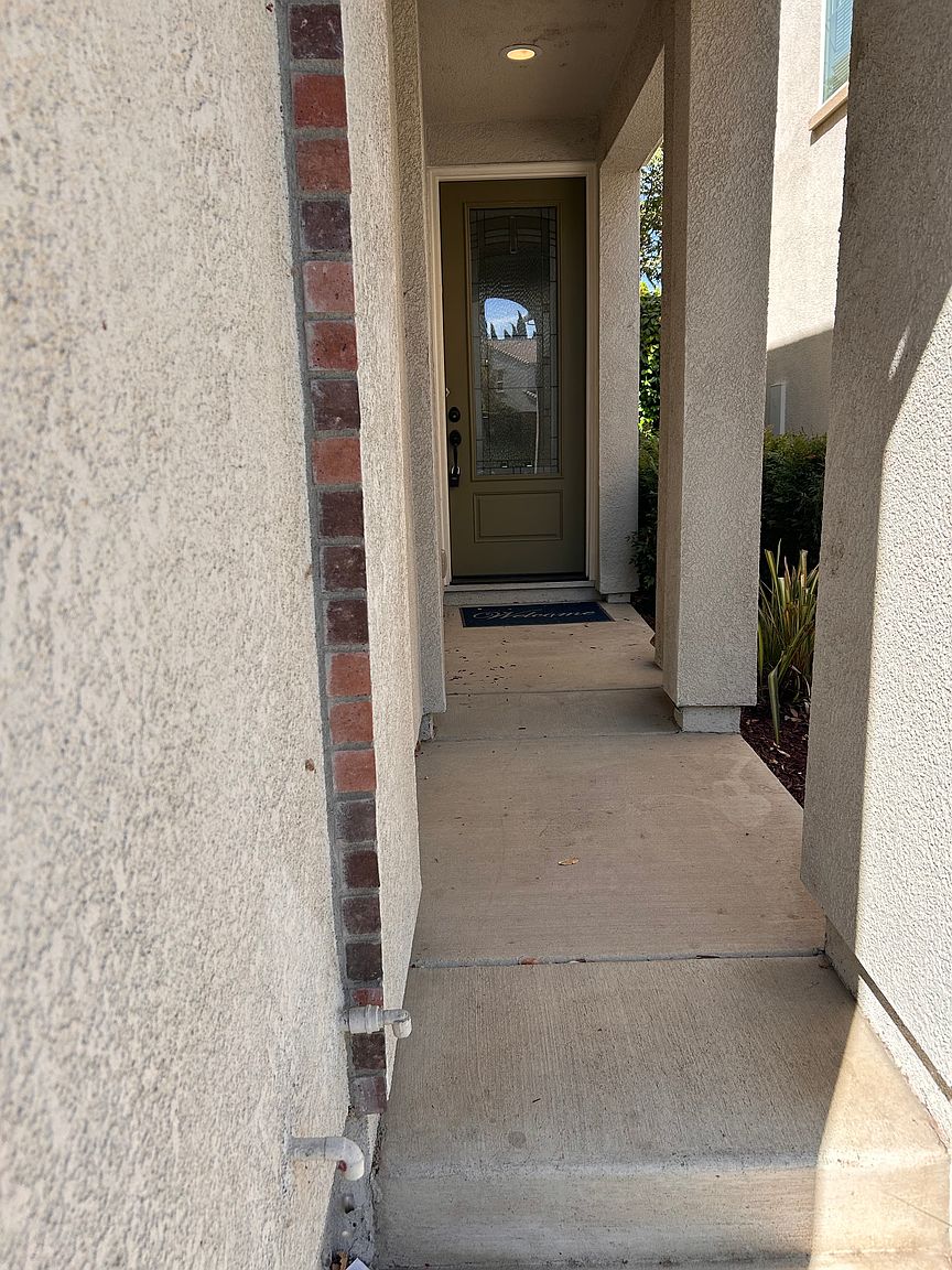 1623 Union Ln photo 2