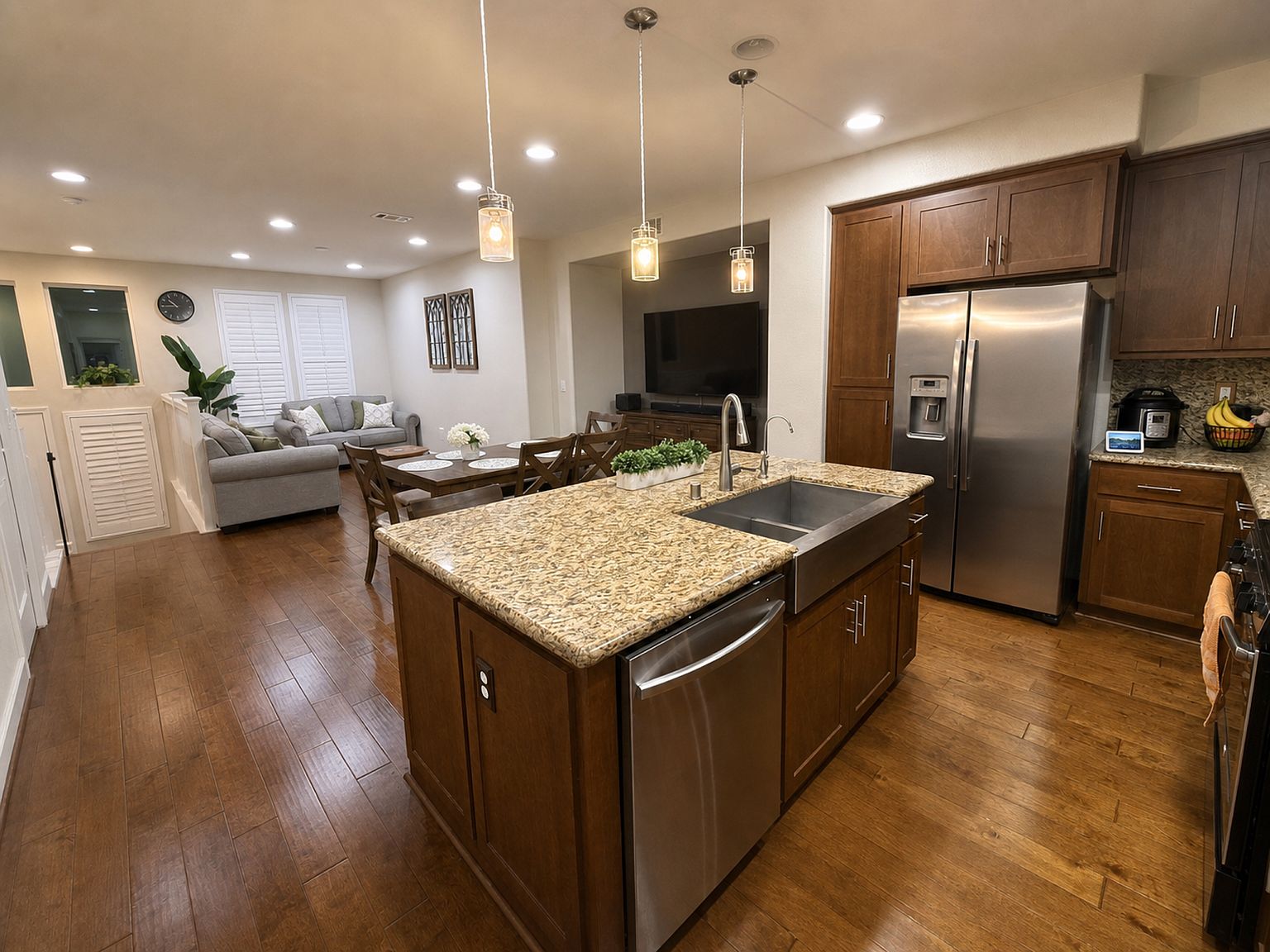 156 Currlin Cir photo 4