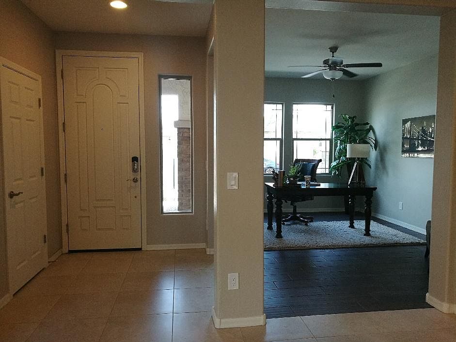 20467 W Park Meadows Dr photo 2