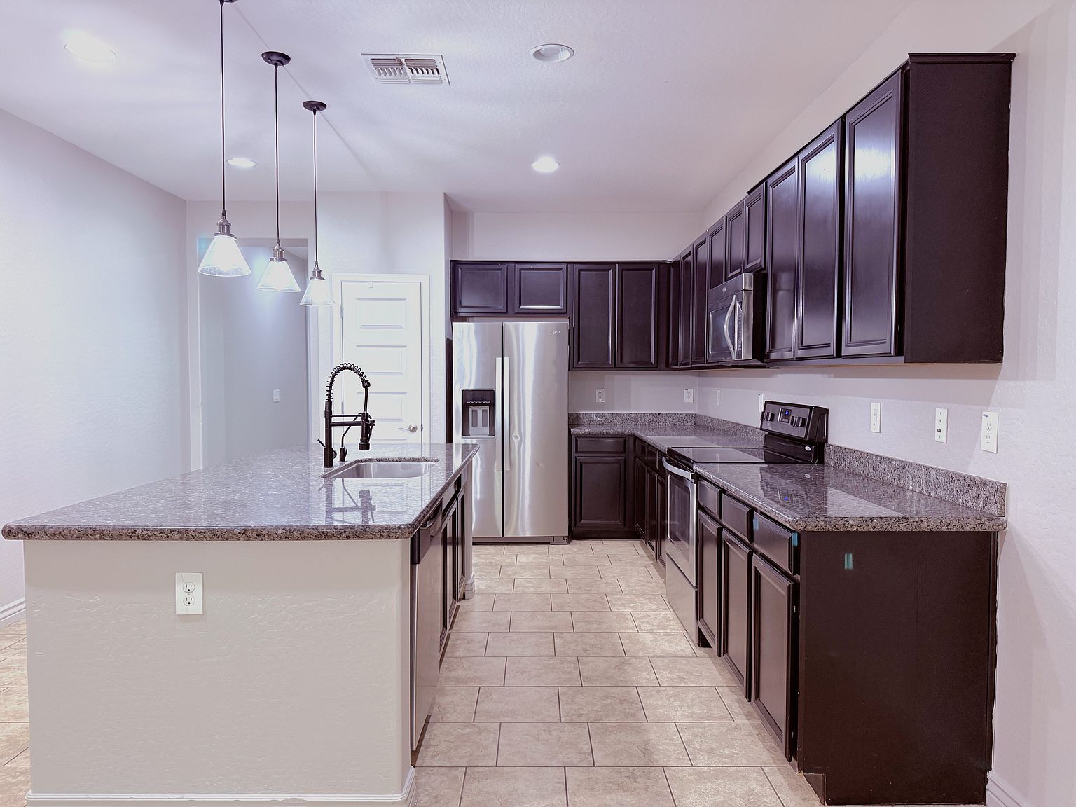 252 N Crosscreek Dr photo 4