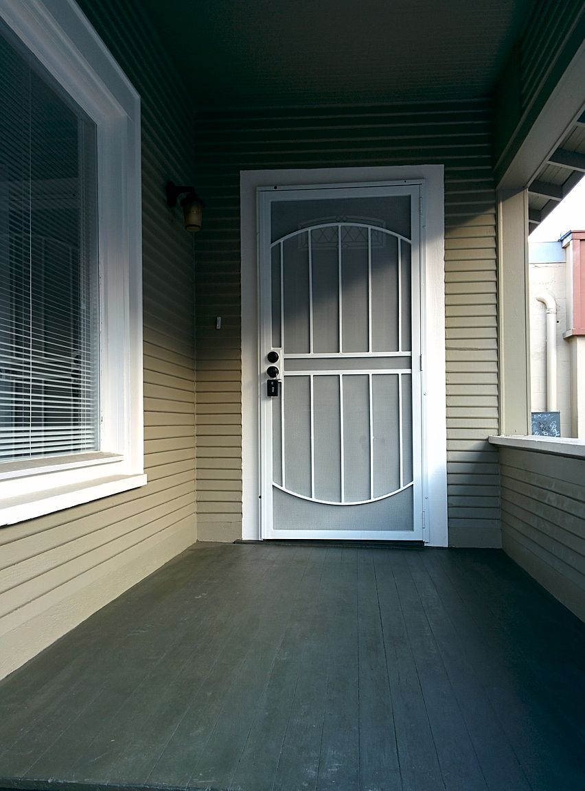2BR/1BA Single Family House on Beaver St · Santa Rosa photo 2