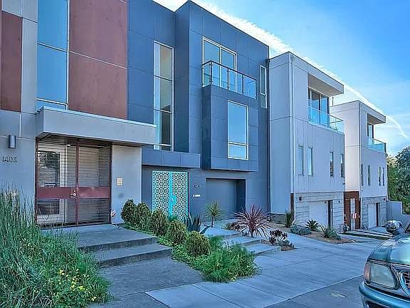 1409 Hudson Ave photo 4