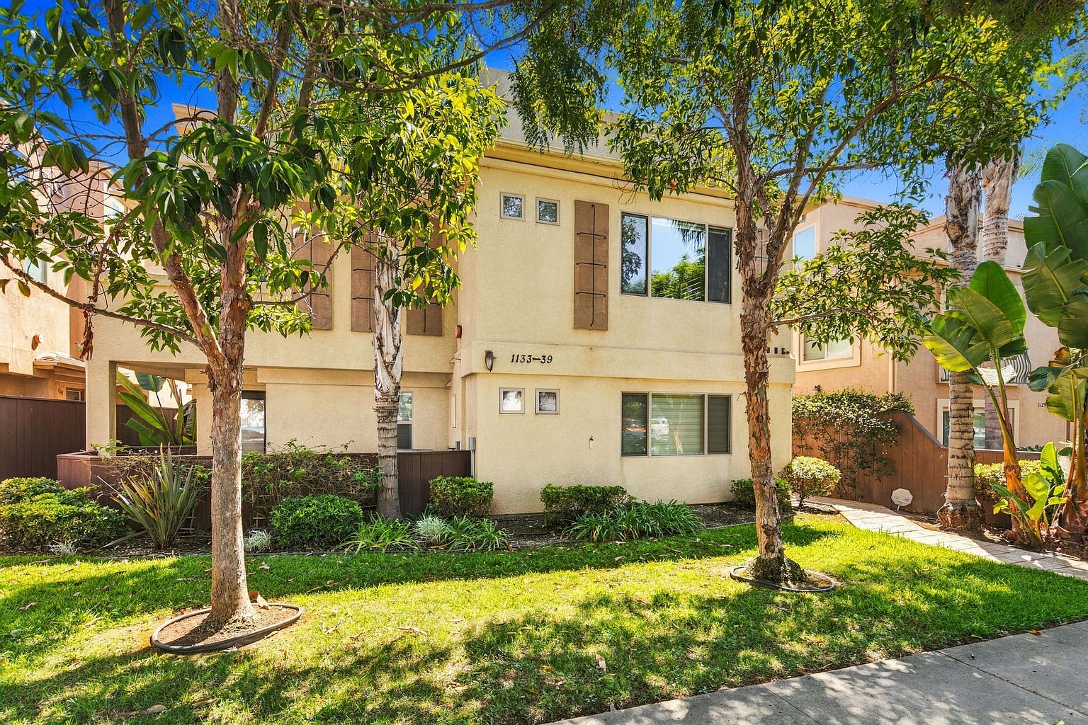 1135 Felspar St photo 5