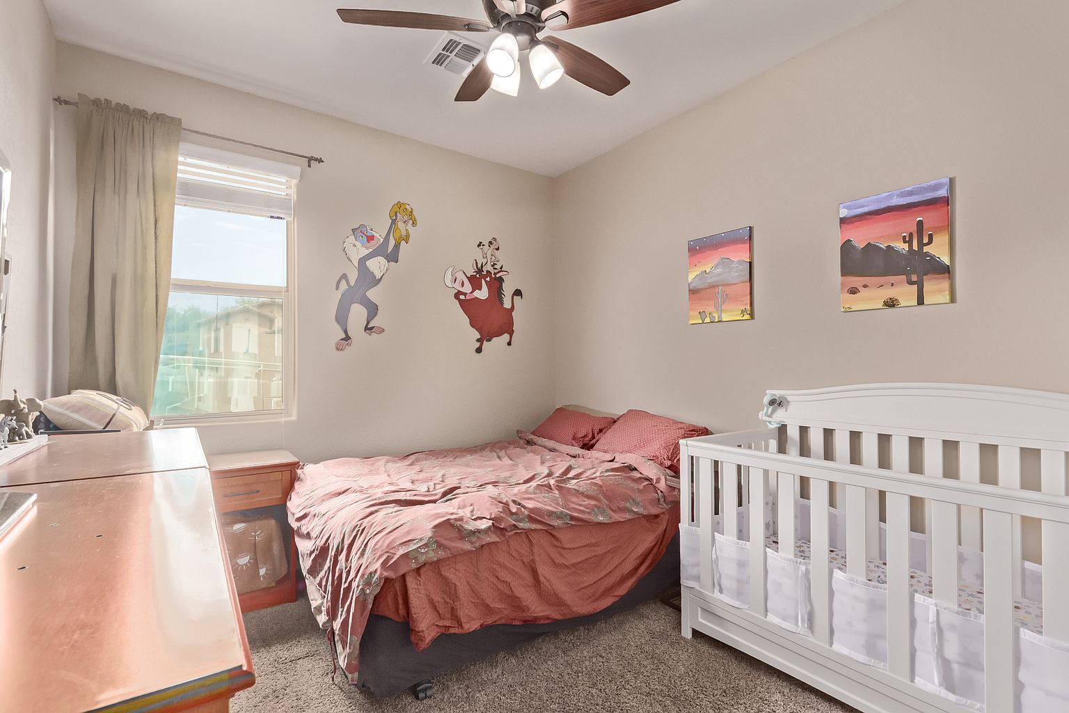 729 W Silver Reef Dr photo 4