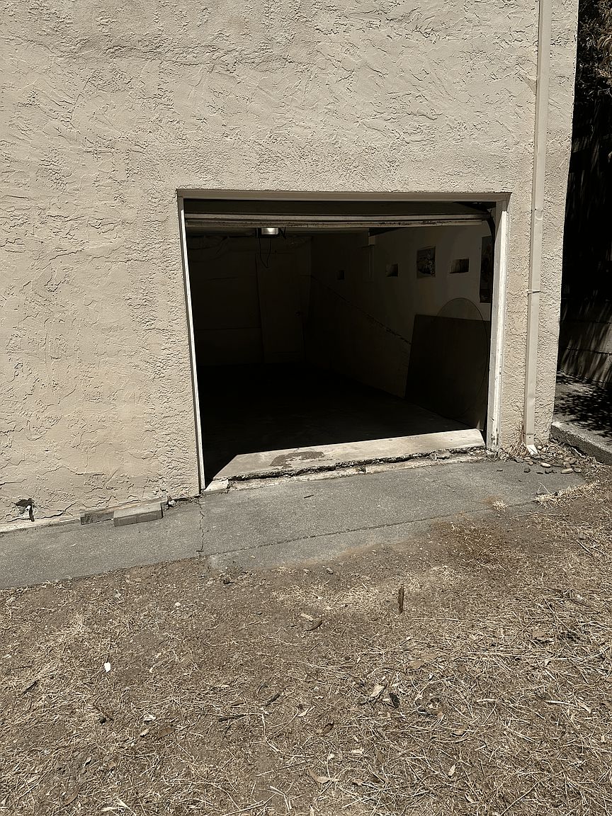 69 Berna Ave photo 4