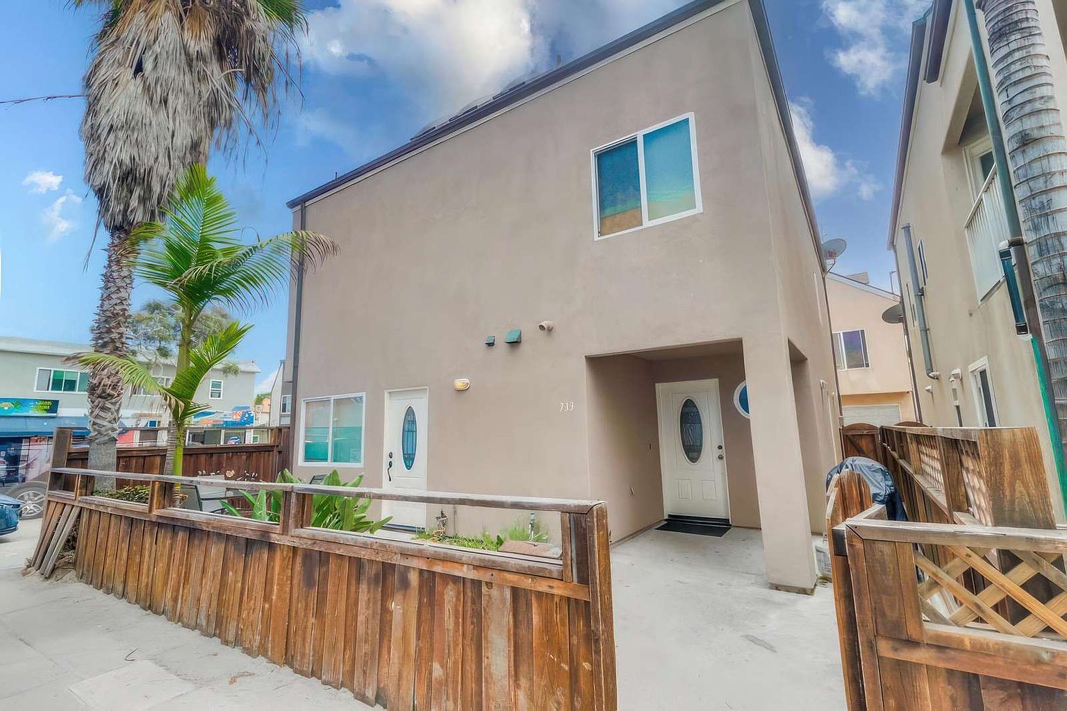 733 Pismo Ct photo 2