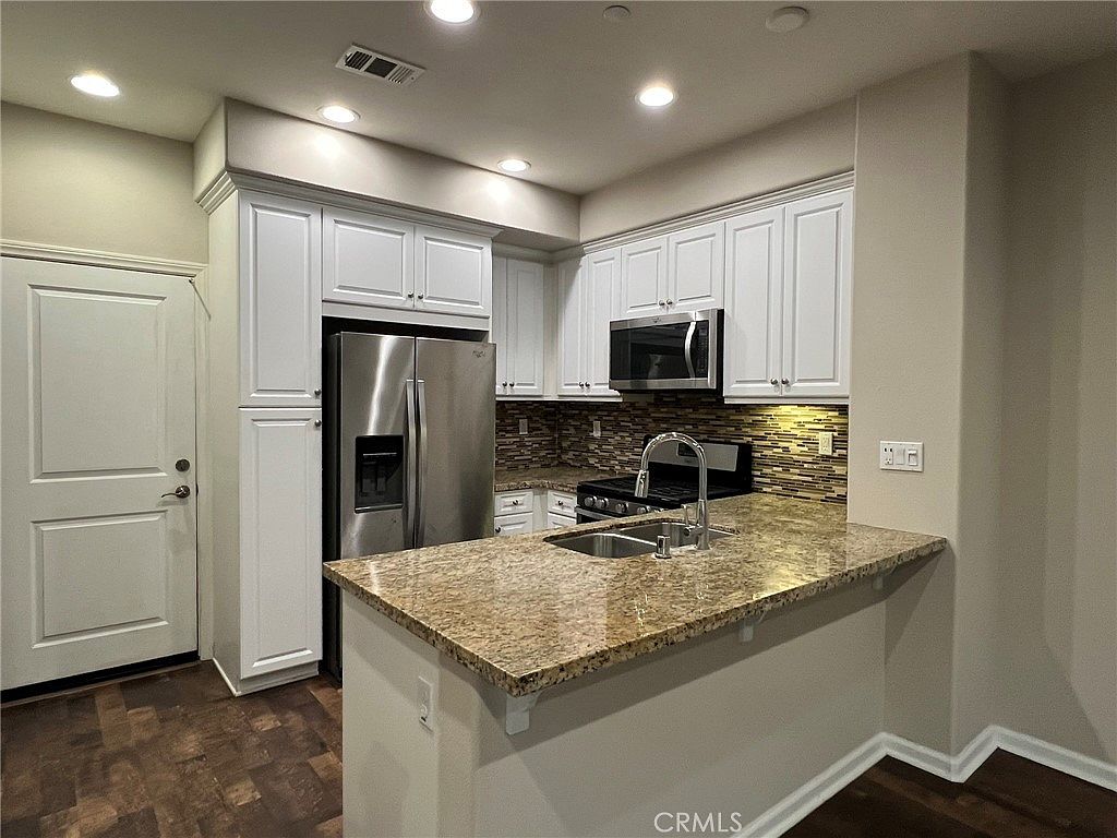 44012 Rivo Ct photo 4