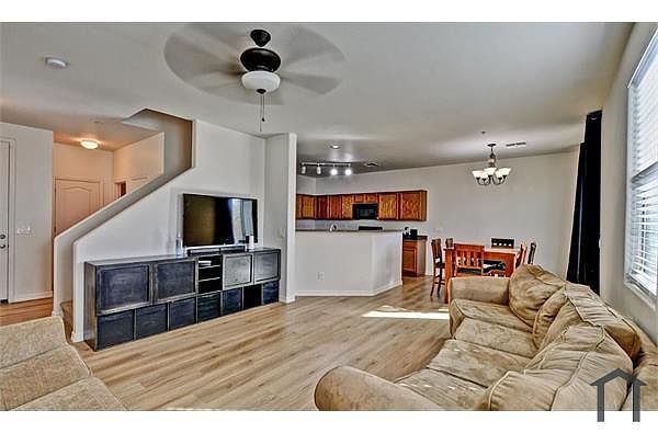 8169 West Groom Creek Road, Phoenix, AZ 85043 photo 5