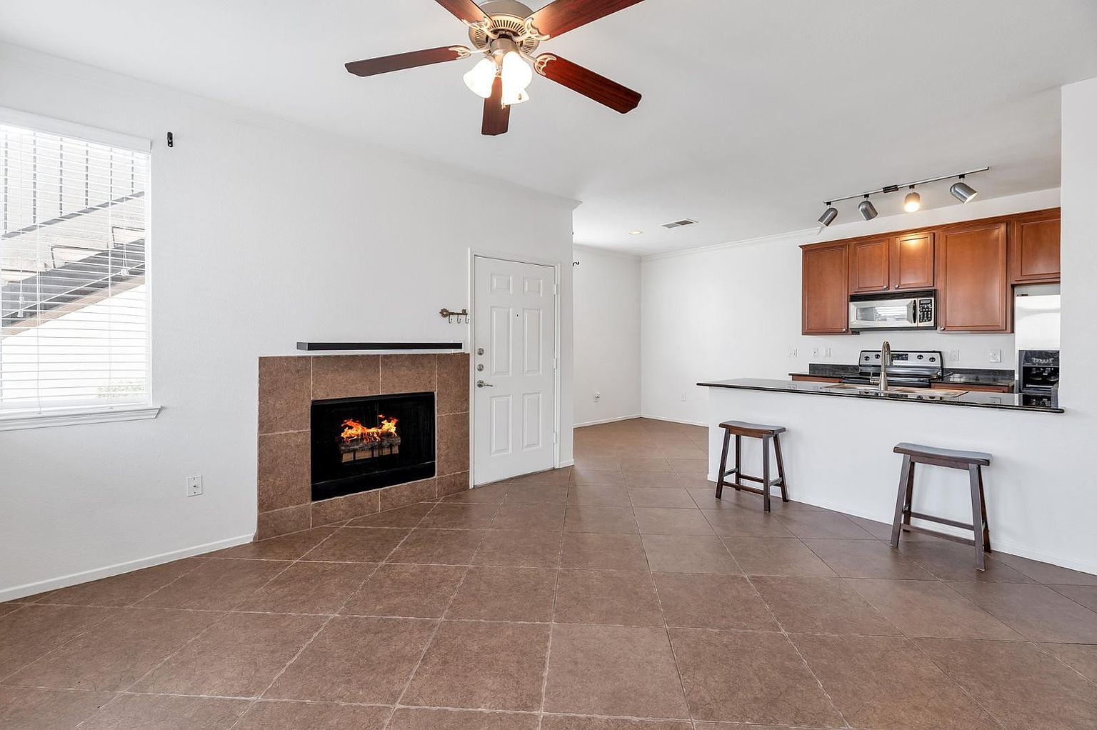 7009 E Acoma Dr photo 3