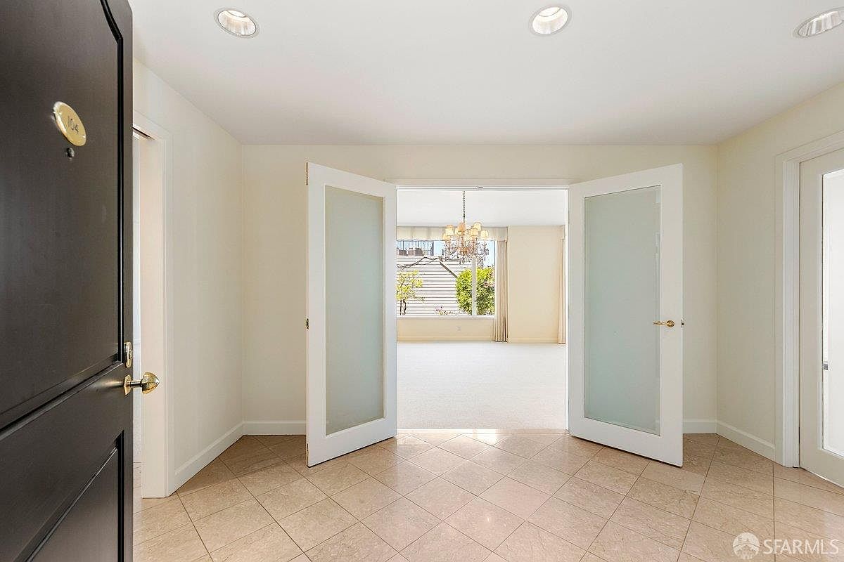 1150 Sacramento St San Francisco, CA 94108 photo 3