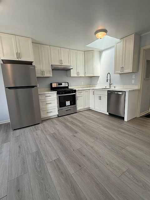 1854 44th Ave photo 4