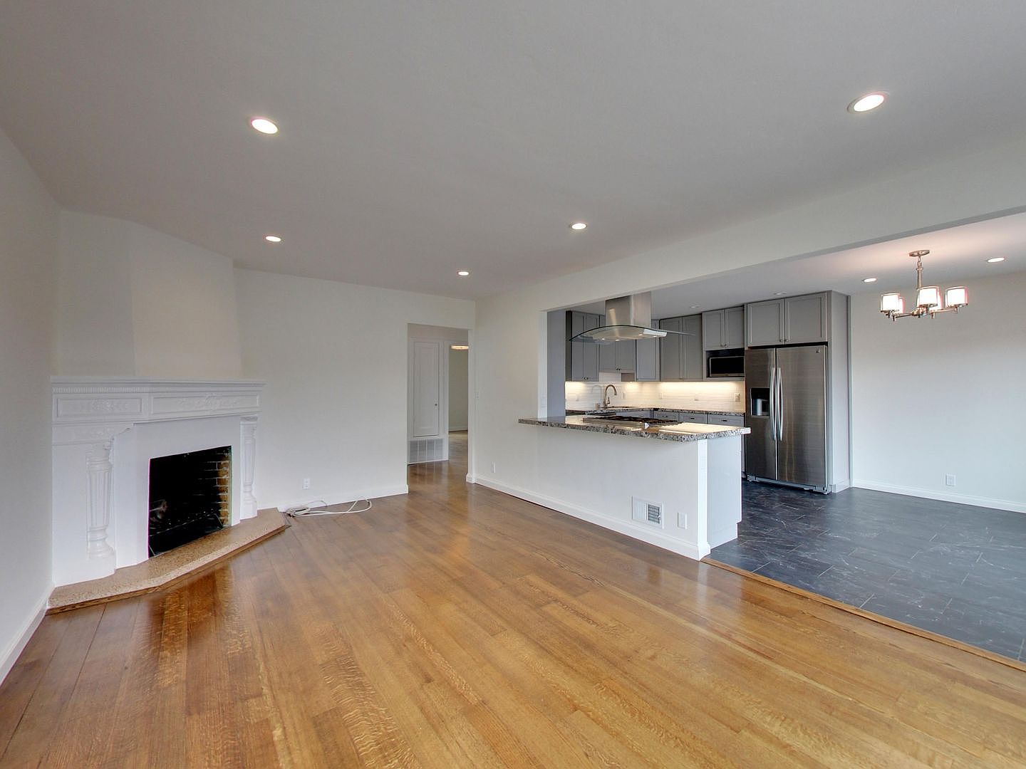 3BR/2BA Single Family House on 40th Ave · San Francisco photo 3