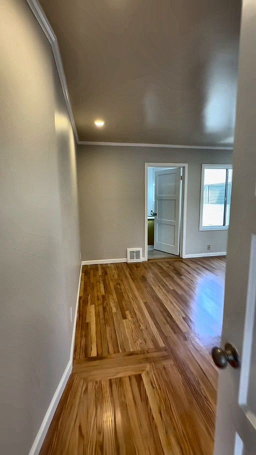 2718 39th Ave photo 5