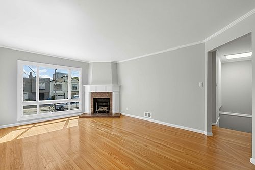 2771 41st Ave photo 3