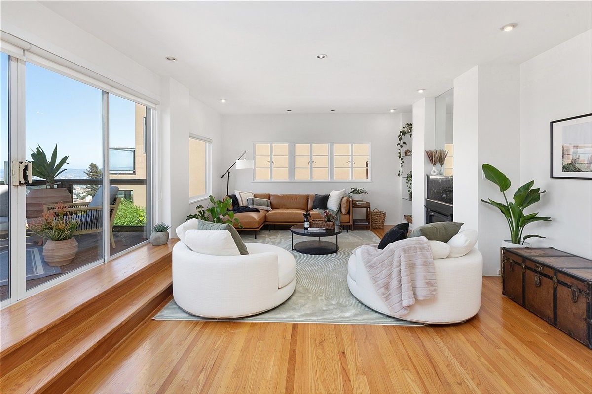 180 Saint Germain Ave photo 3