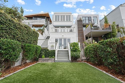 439 Alvarado St photo 3
