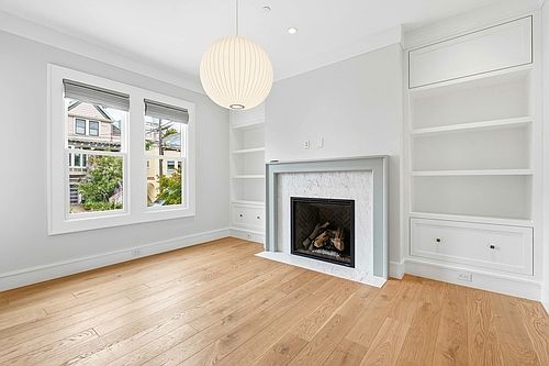 439 Alvarado St photo 4