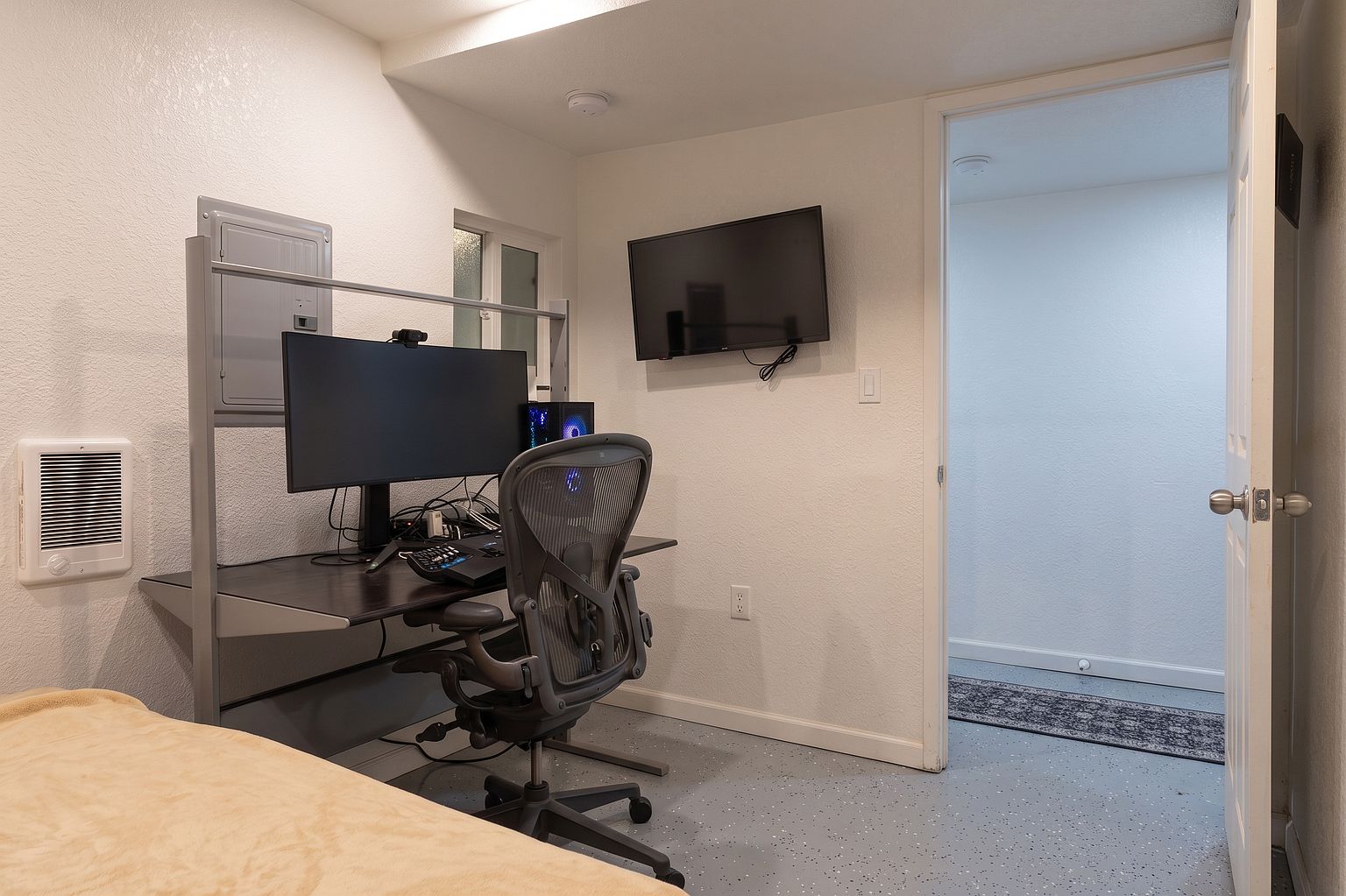 1BR/1BA Other on Hampshire St · San Francisco photo 5