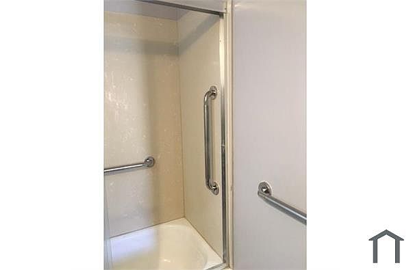 1BR/1BA Apartment on Revere Ave · San Francisco photo 3