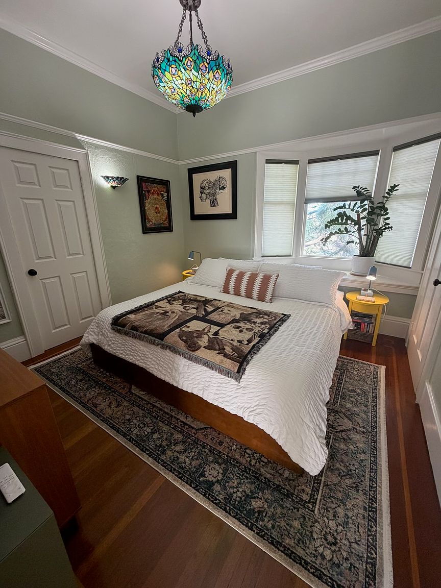 3348 Folsom St photo 4
