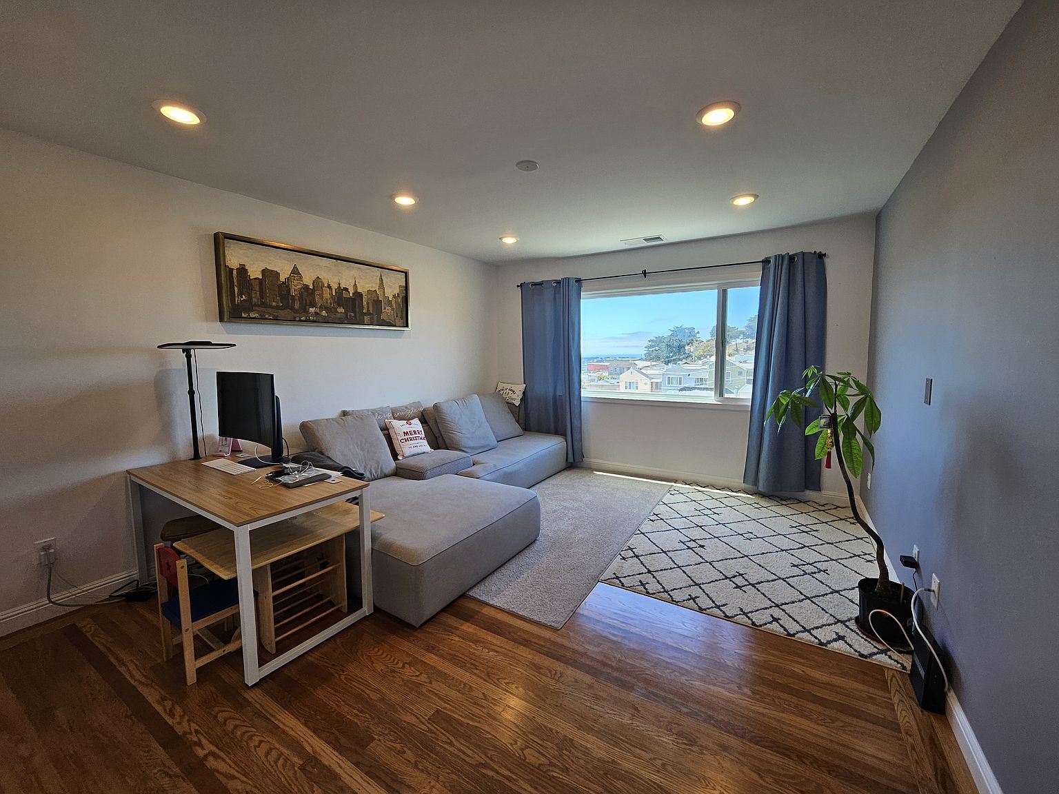367 Bright St photo 2