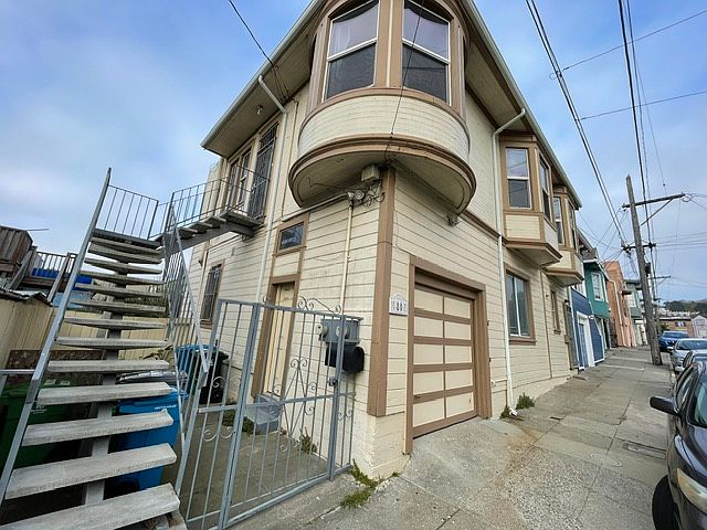 Apartments on Laura St · Daly City