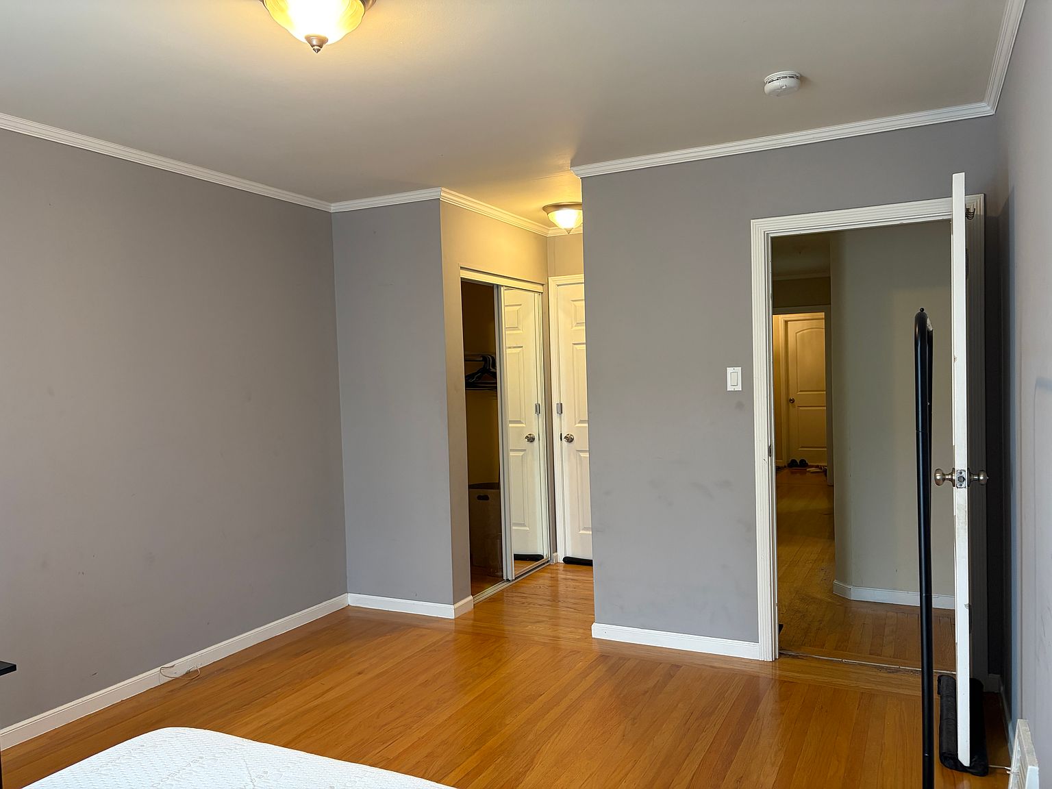 92 Meadowbrook Dr photo 2