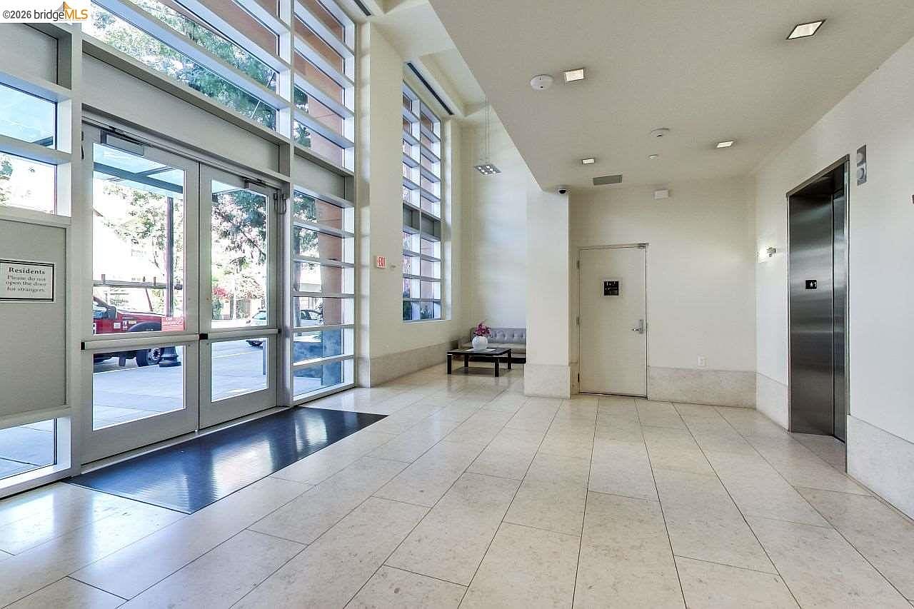 Unit 313 photo 2