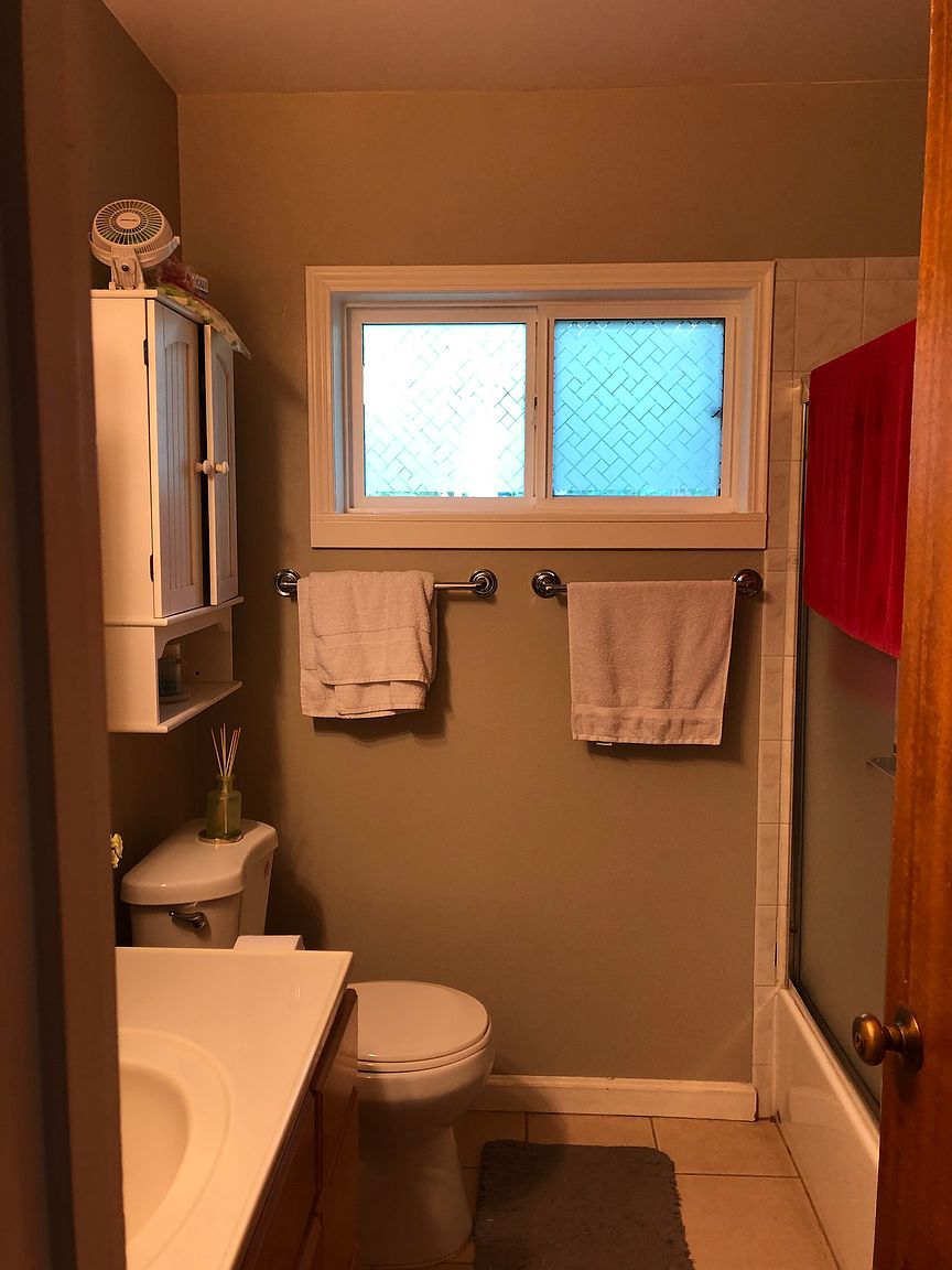 449 Hawthorne Ave photo 5