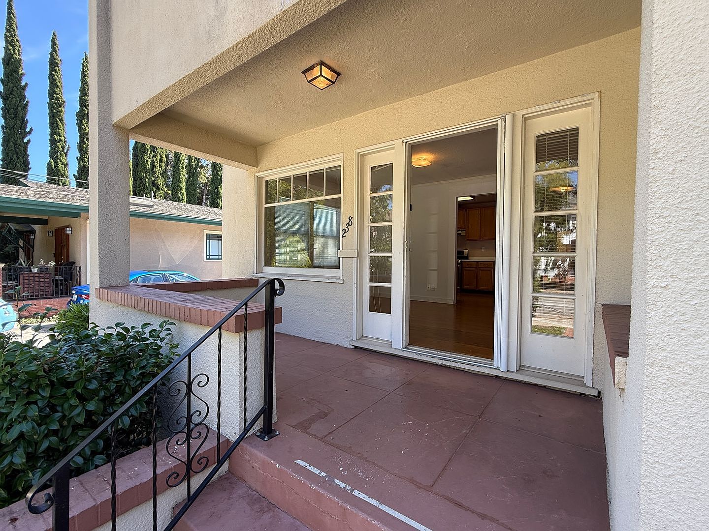 2BR/1BA Duplex on Ramona St · Palo Alto photo 4