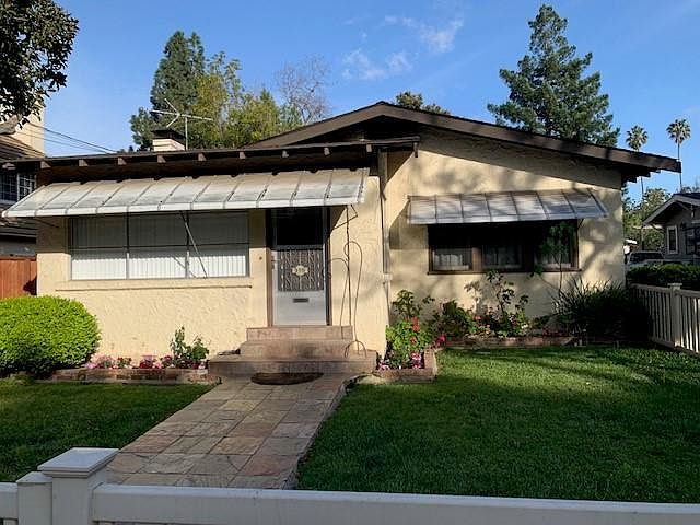 315 View St photo 2