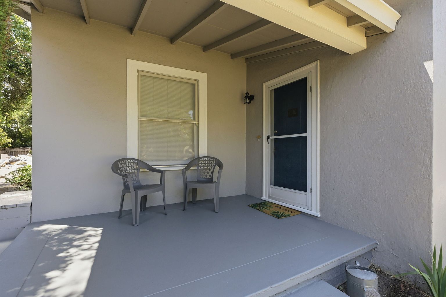 348 Tyrella Ave photo 4