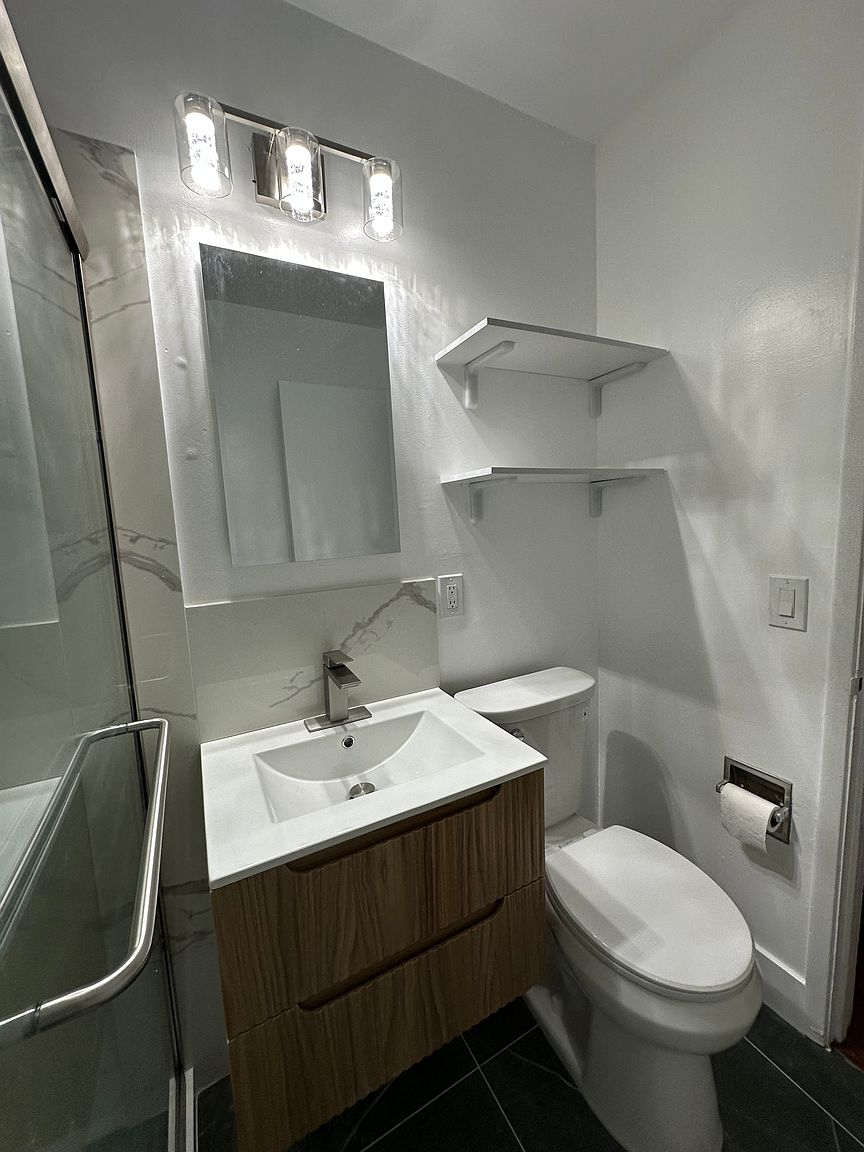 770 Opal Dr photo 3