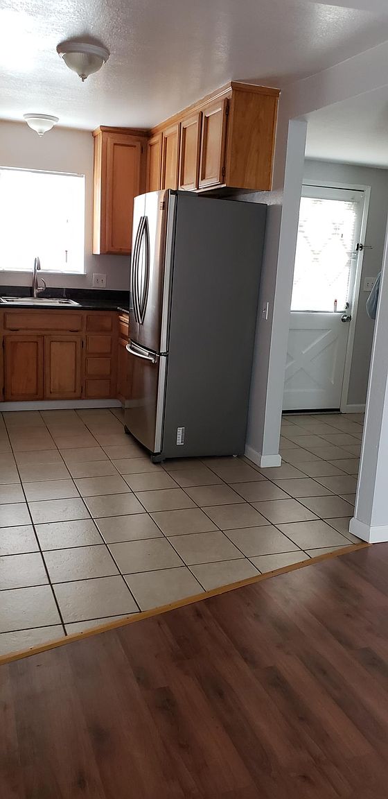 10350 Miller Ave photo 5