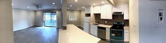 2BR/1BA Apartment on Sharmon Palms Ln · Campbell photo 3