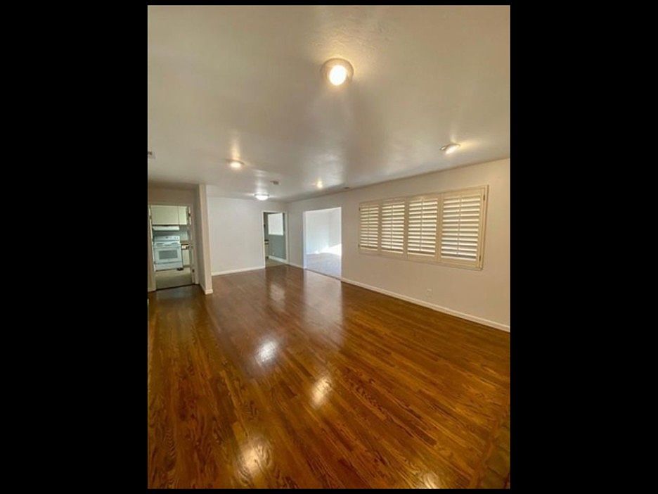 746 W Hacienda Ave photo 5