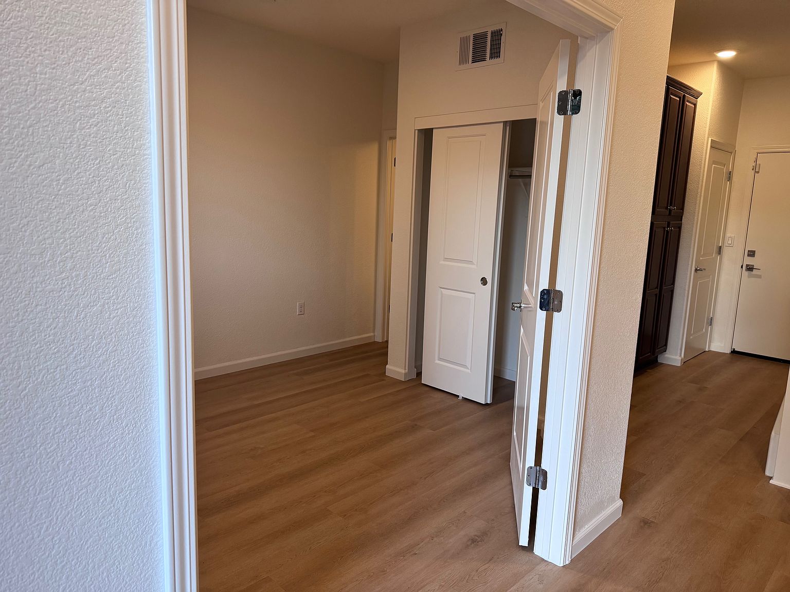 2756 Ferrara Cir photo 5