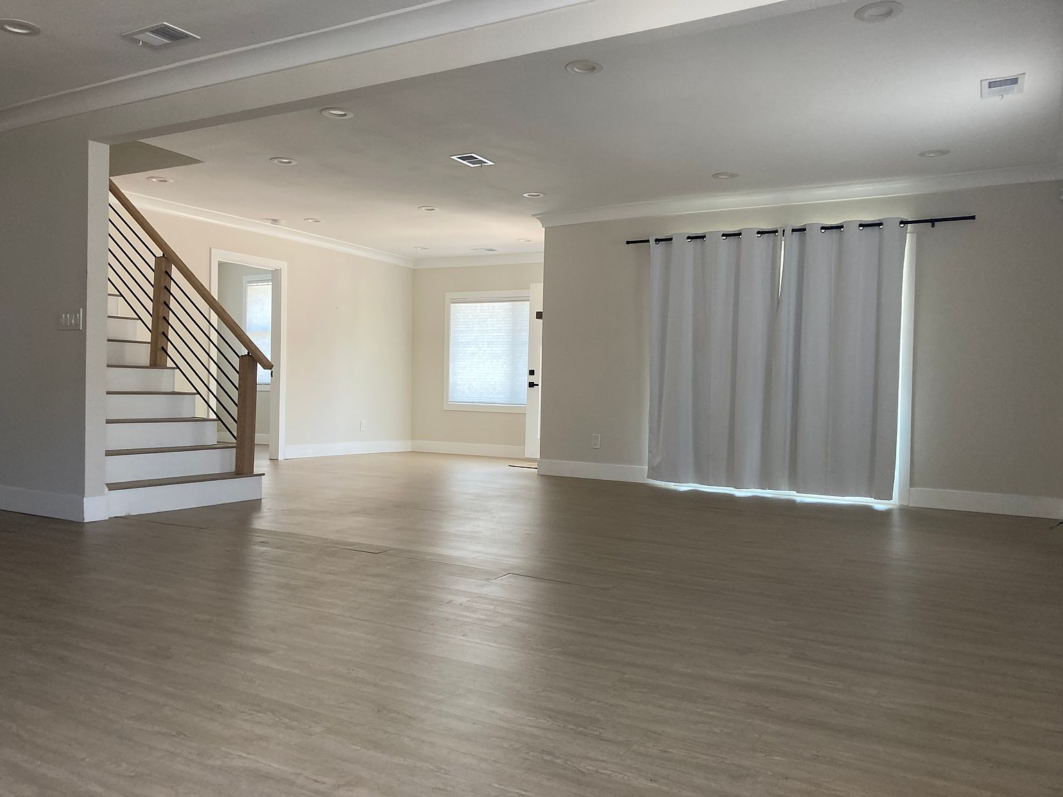 95 Bisceglia Ave photo 3