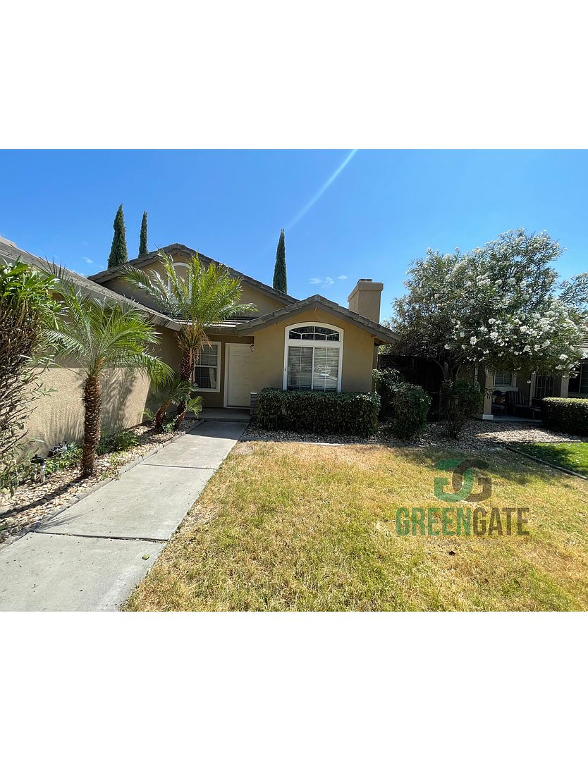 1660 Etta Way photo 2