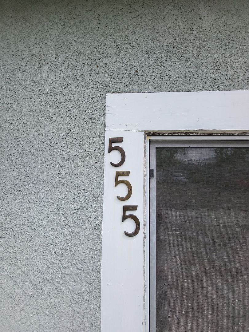 555 W Whittier Ave Tracy, CA 95376