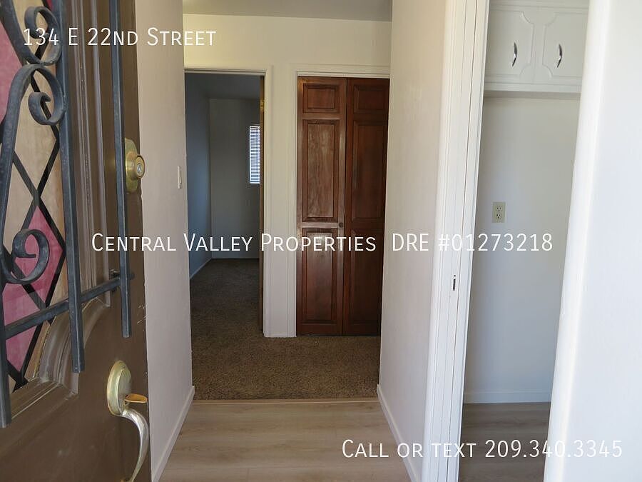 134 E 22nd St photo 3
