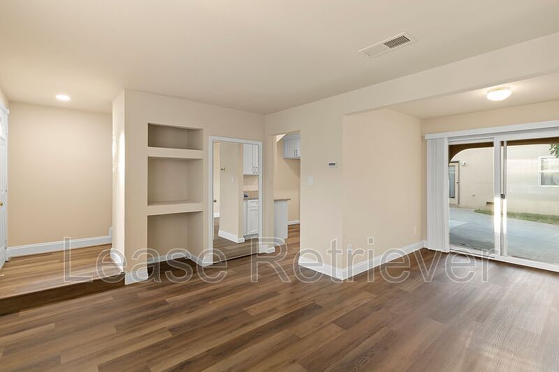 940 Palm Cir Tracy, CA 95376 photo 4