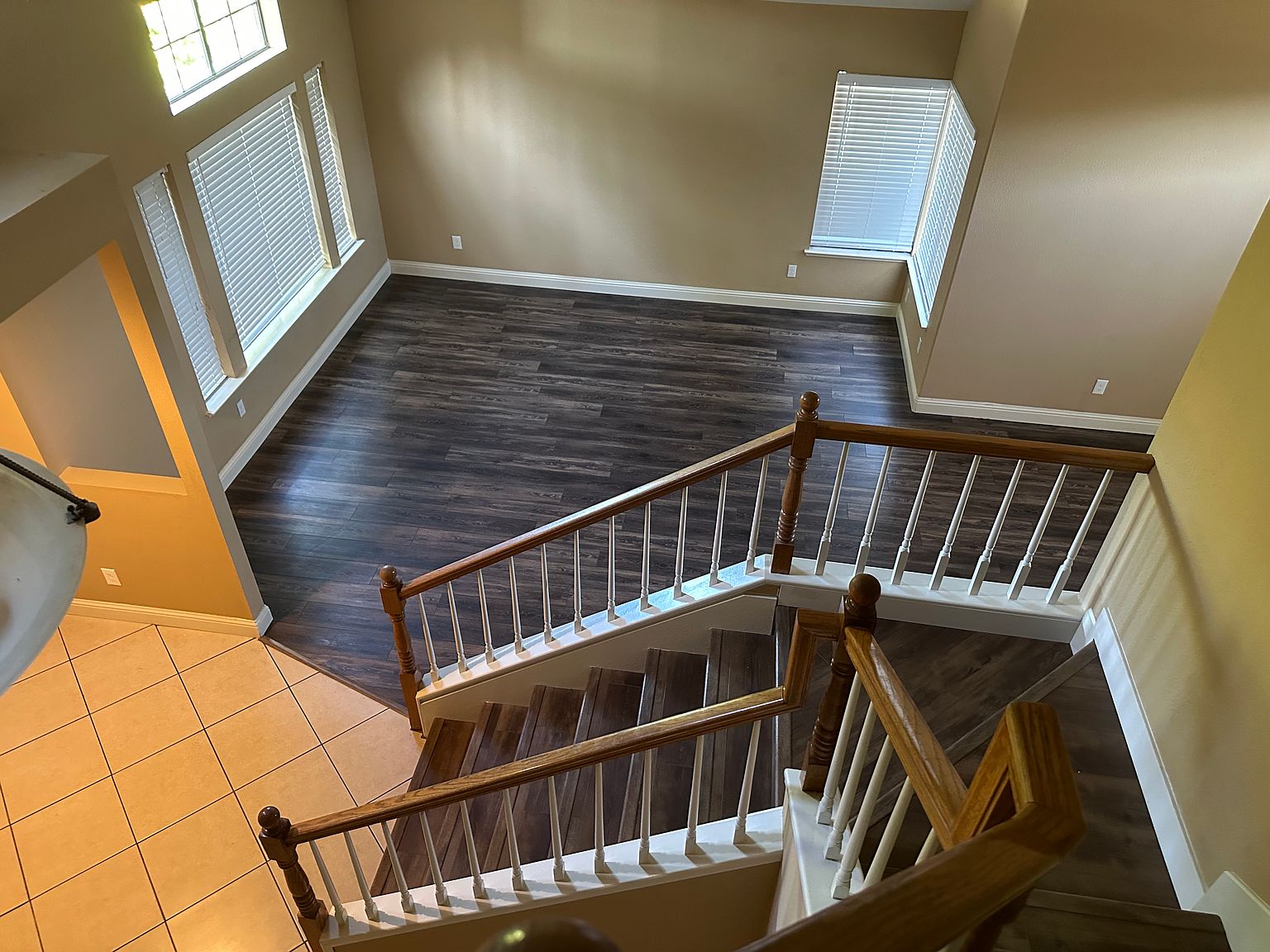 1570 Deer Run Ln photo 4