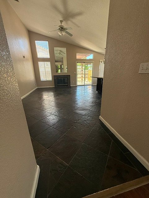 1491 Velasquez Ln photo 5