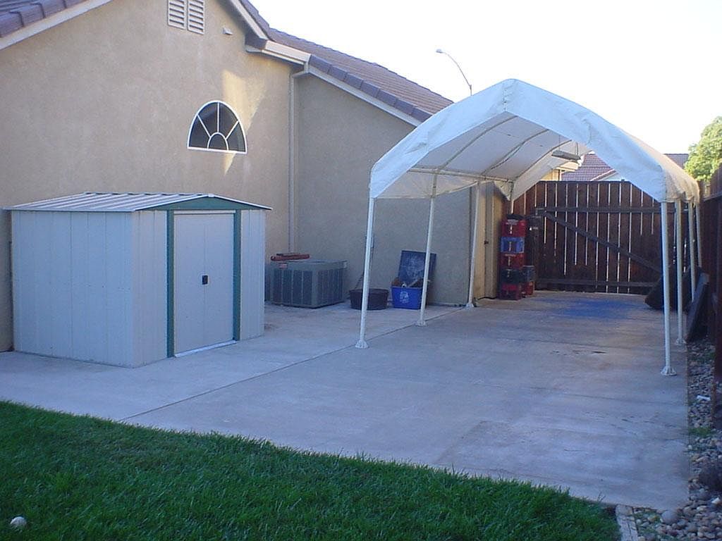 906 Lourence Dr photo 3