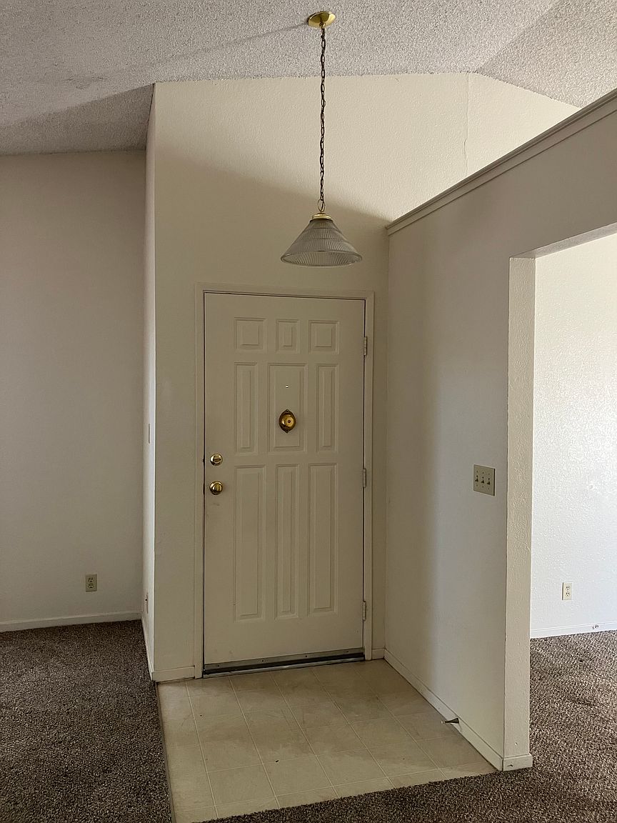 534 Ballico Dr photo 2